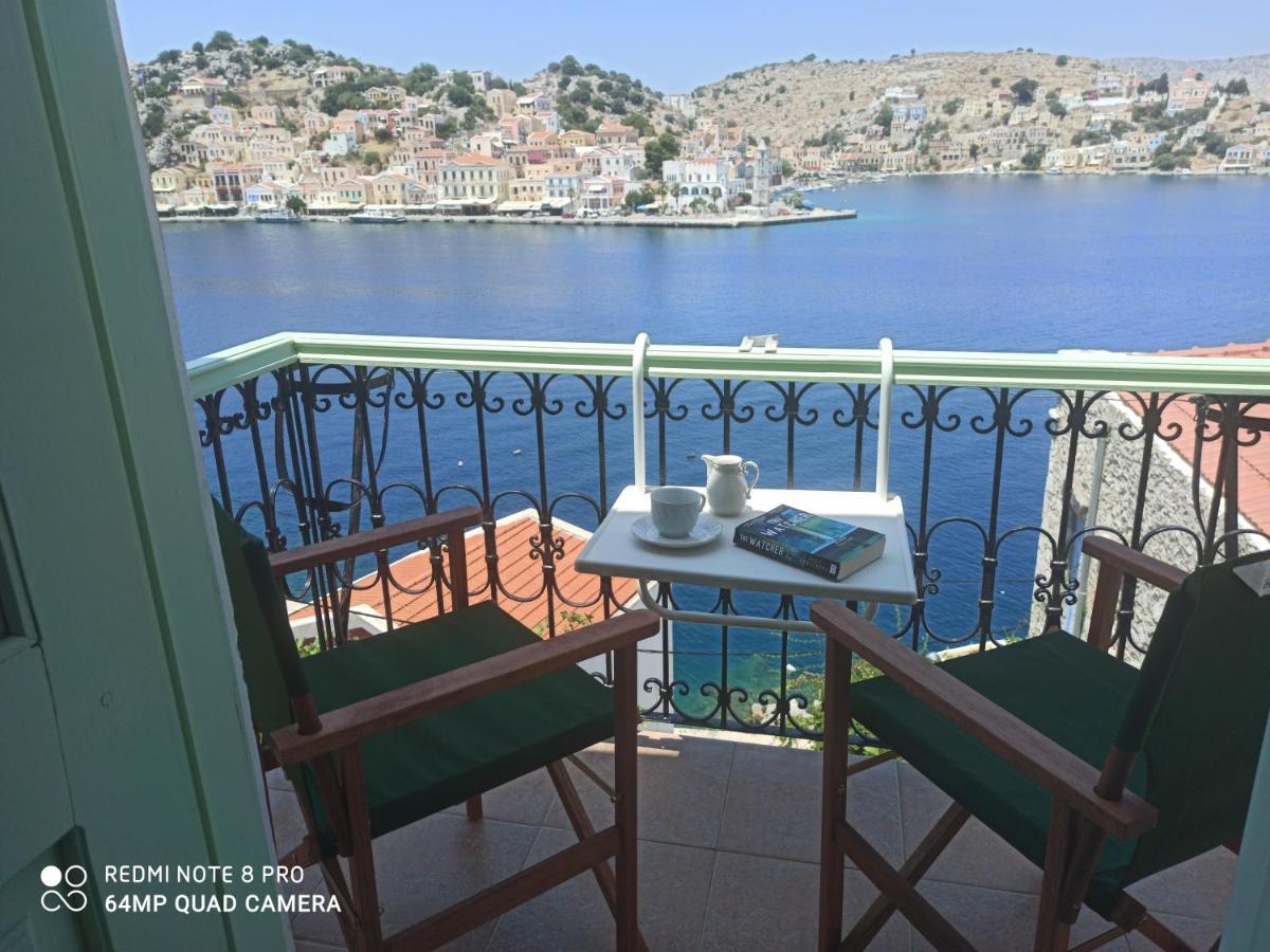 Pitini Guest House Сими Екстериор снимка